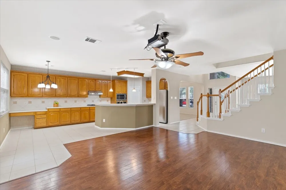 207 Colby Lane Cedar Park, TX 78613
