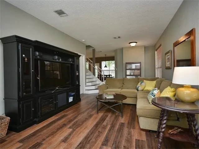 7508 Windrush Drive Austin, TX 78729