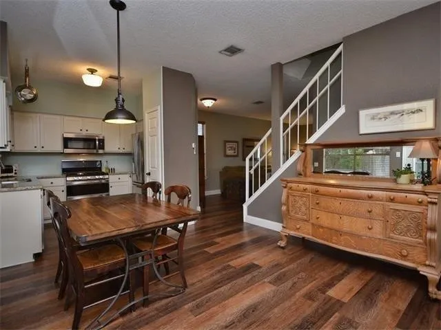 7508 Windrush Drive Austin, TX 78729