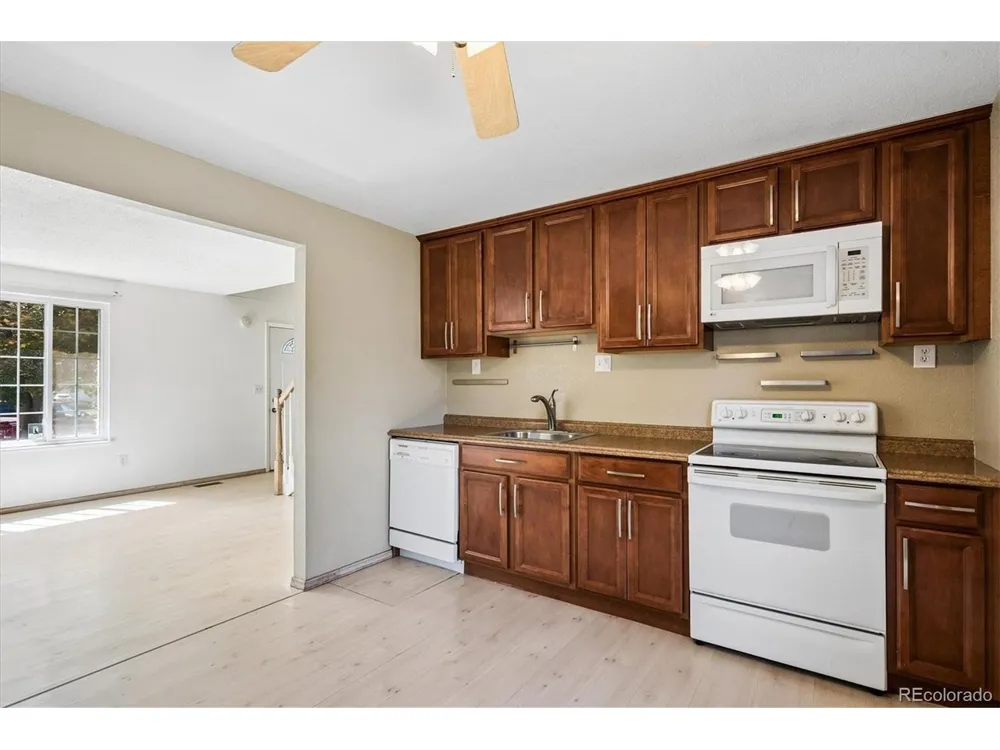 3058 S Jasper Way Aurora, CO 80013