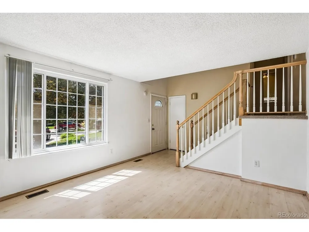 3058 S Jasper Way Aurora, CO 80013