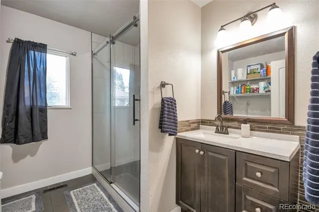 3250 W Walsh Place Denver, CO 80219