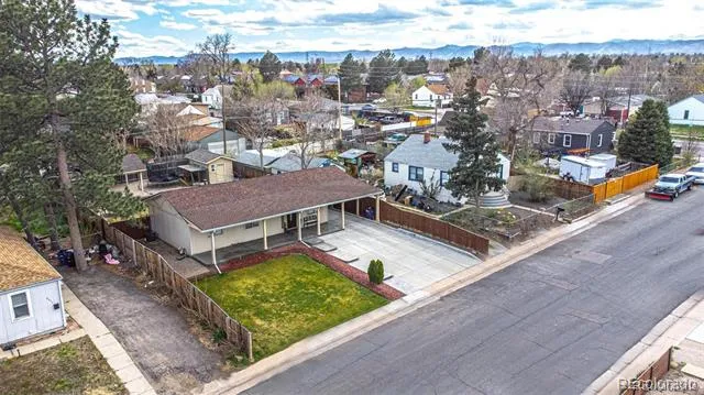 3250 W Walsh Place Denver, CO 80219