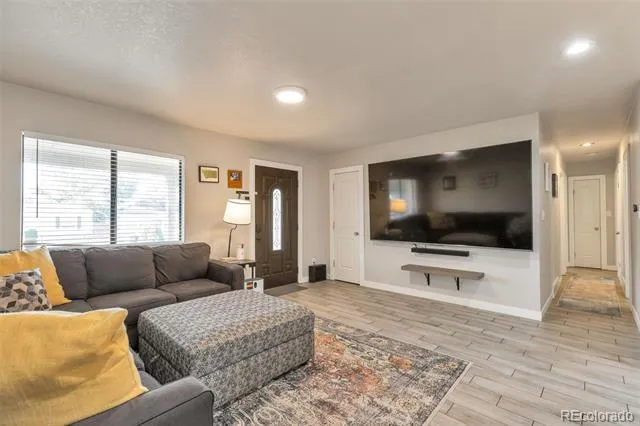 3250 W Walsh Place Denver, CO 80219