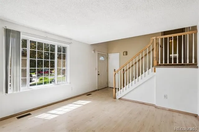 3058 S Jasper Way Aurora, CO 80013