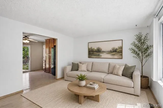 3058 S Jasper Way Aurora, CO 80013
