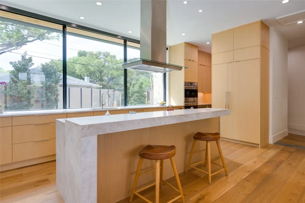 5736 Stonegate Road Dallas, TX 75209