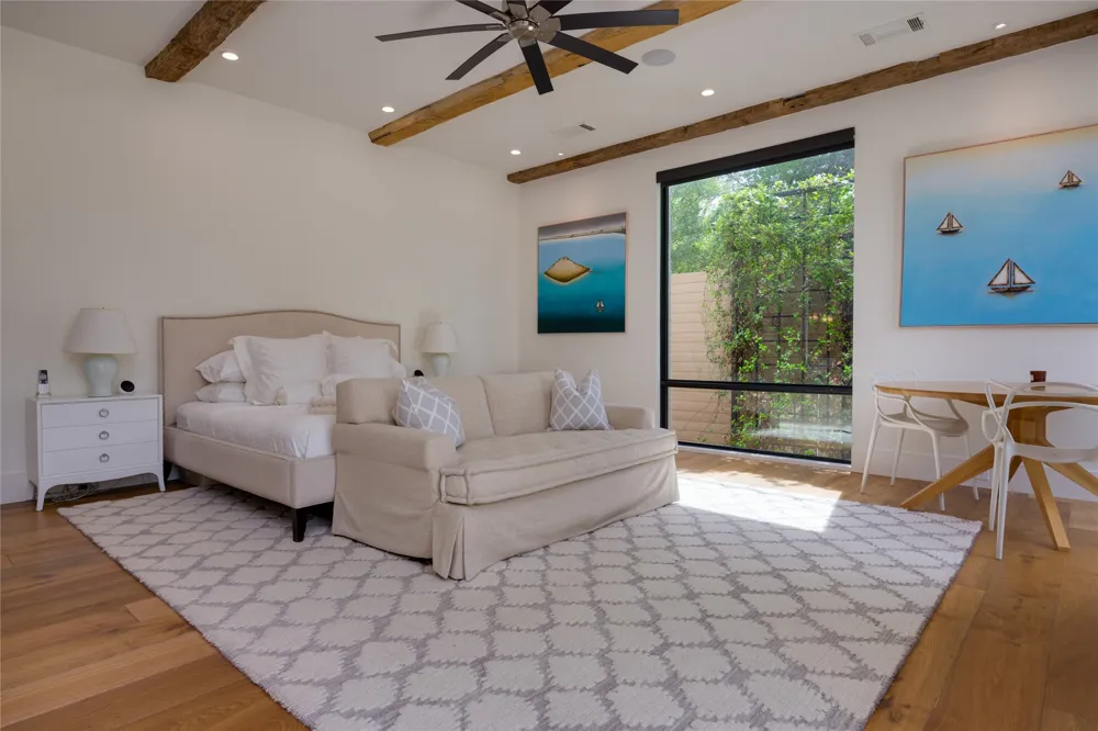 5736 Stonegate Road Dallas, TX 75209