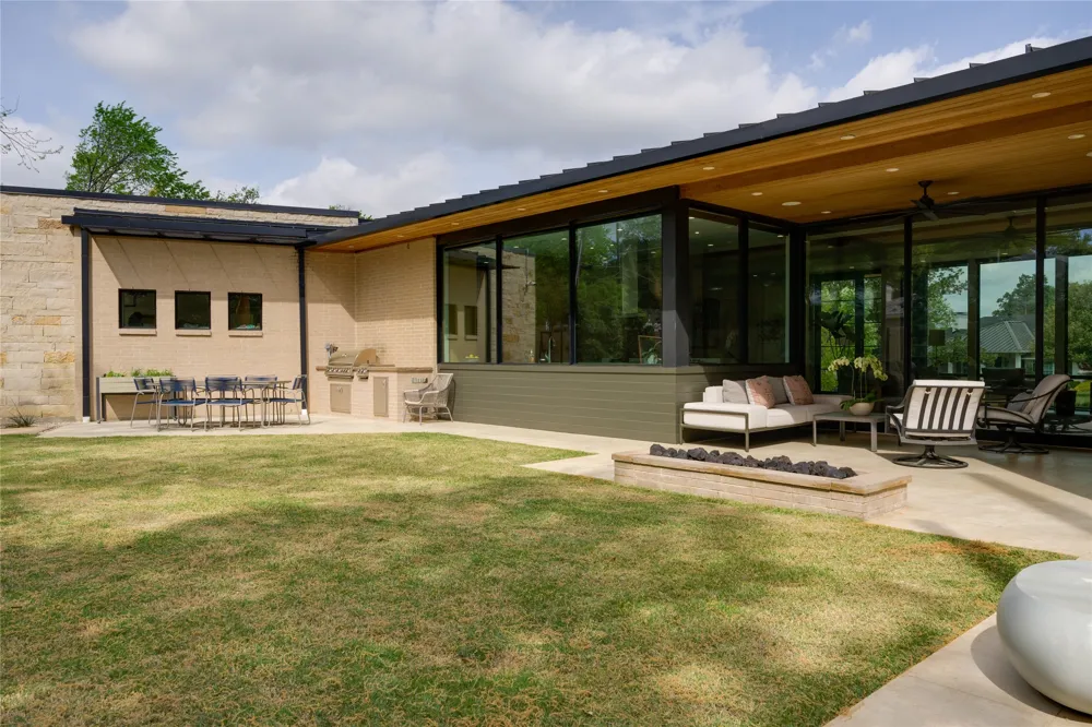 5736 Stonegate Road Dallas, TX 75209
