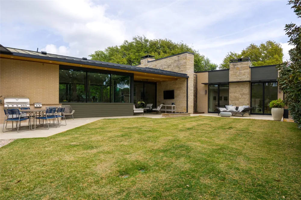 5736 Stonegate Road Dallas, TX 75209