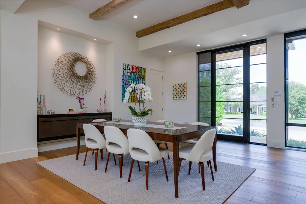 5736 Stonegate Road Dallas, TX 75209