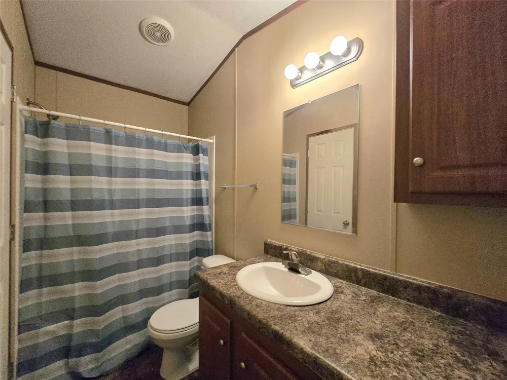 310 Vann Road #C Highlands, TX 77562