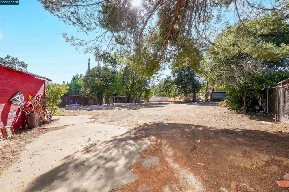 2812 Cowell Concord, CA 94518