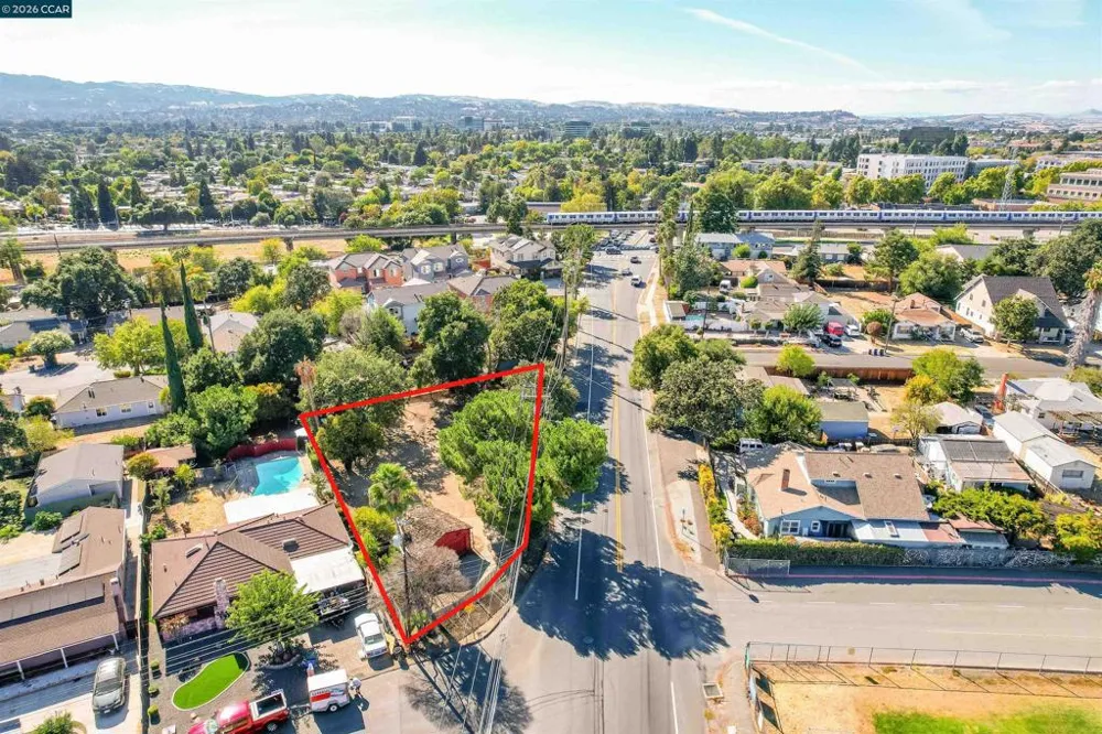 2812 Cowell Concord, CA 94518
