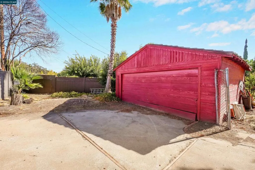 2812 Cowell Concord, CA 94518