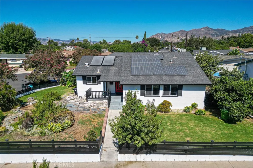 14373 Berg Sylmar, CA 91342
