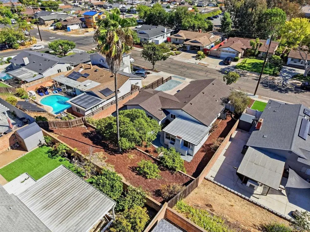 8262 Beaver Lake Drive San Diego, CA 92119