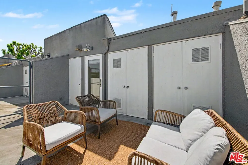 2408 34th Street #4 Santa Monica, CA 90405
