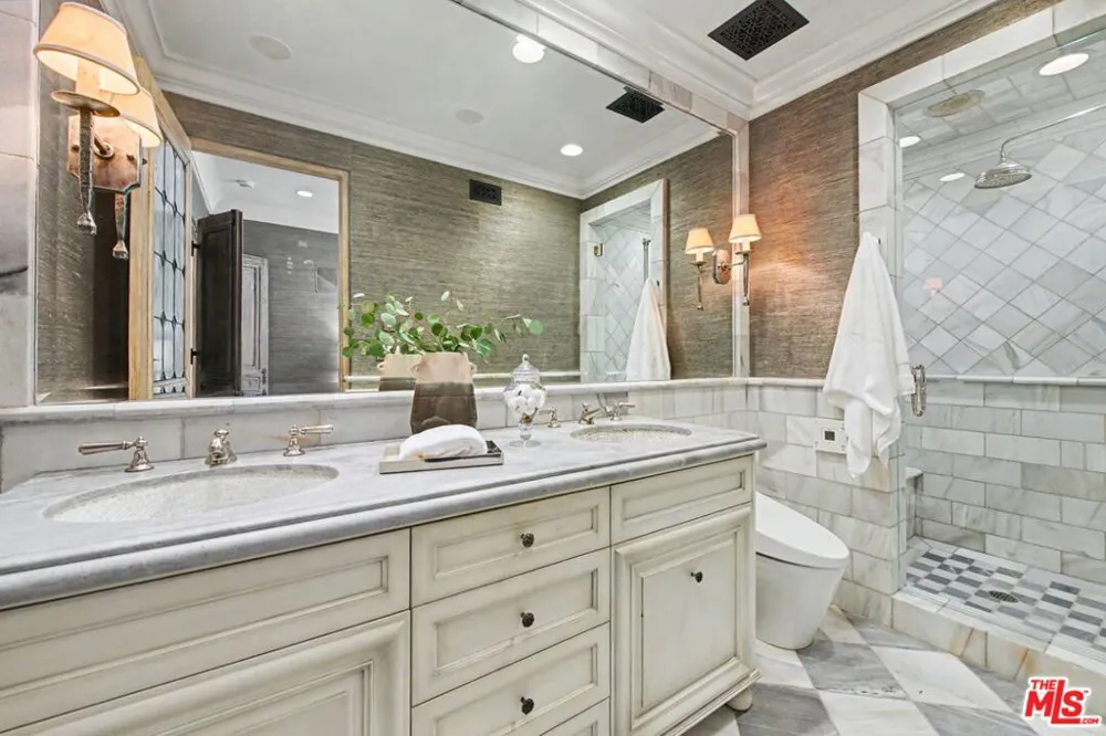 2408 34th Street #4 Santa Monica, CA 90405