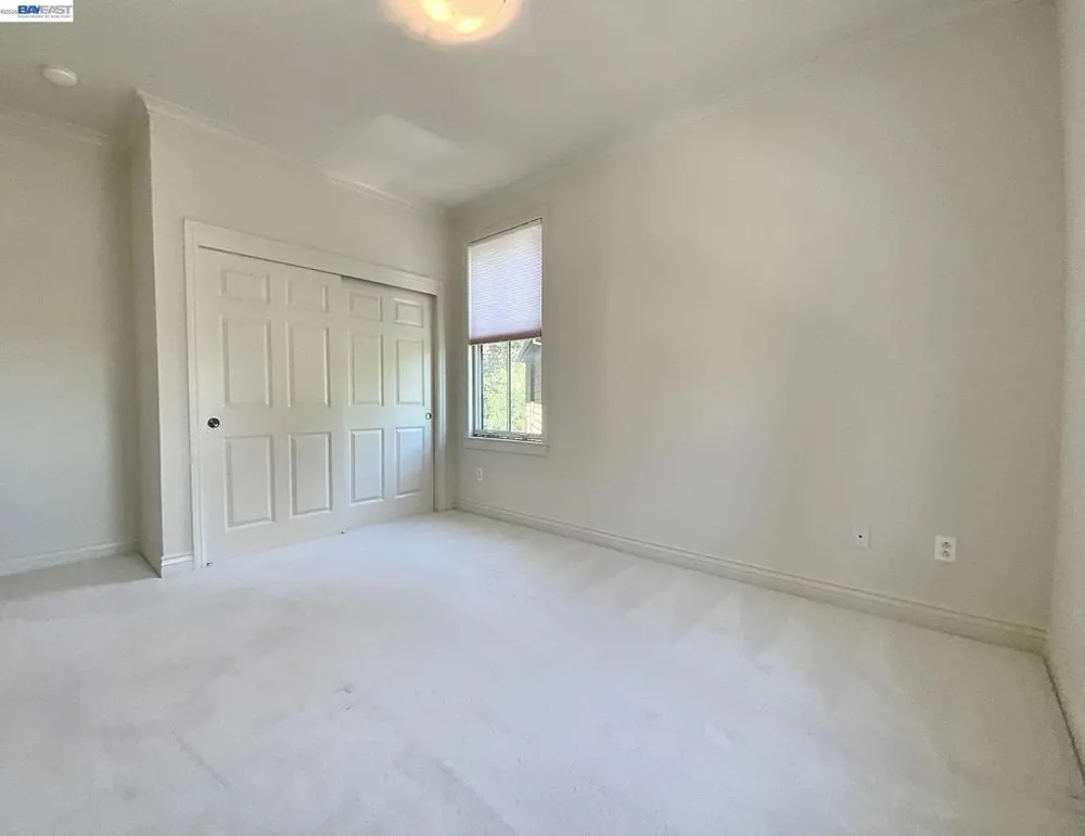 19 Edgewood Pl Belmont, CA 94002
