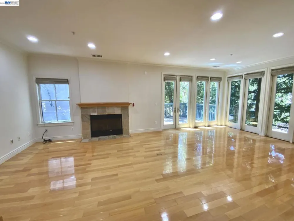 19 Edgewood Pl Belmont, CA 94002