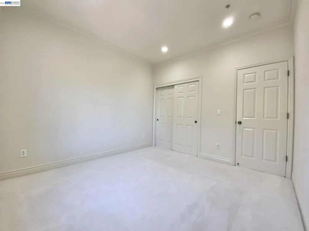 19 Edgewood Pl Belmont, CA 94002