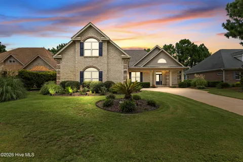 2364 Sugargrove Trail NE