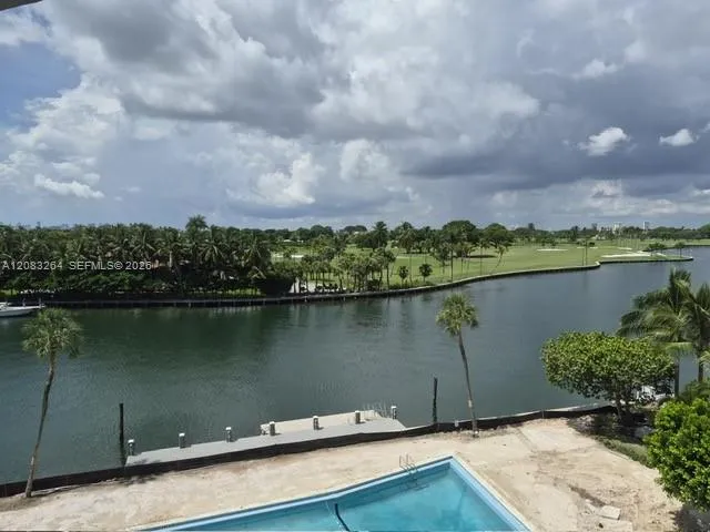 9100 W Bay Harbor Dr #5B Bay Harbor Islands, FL 33154
