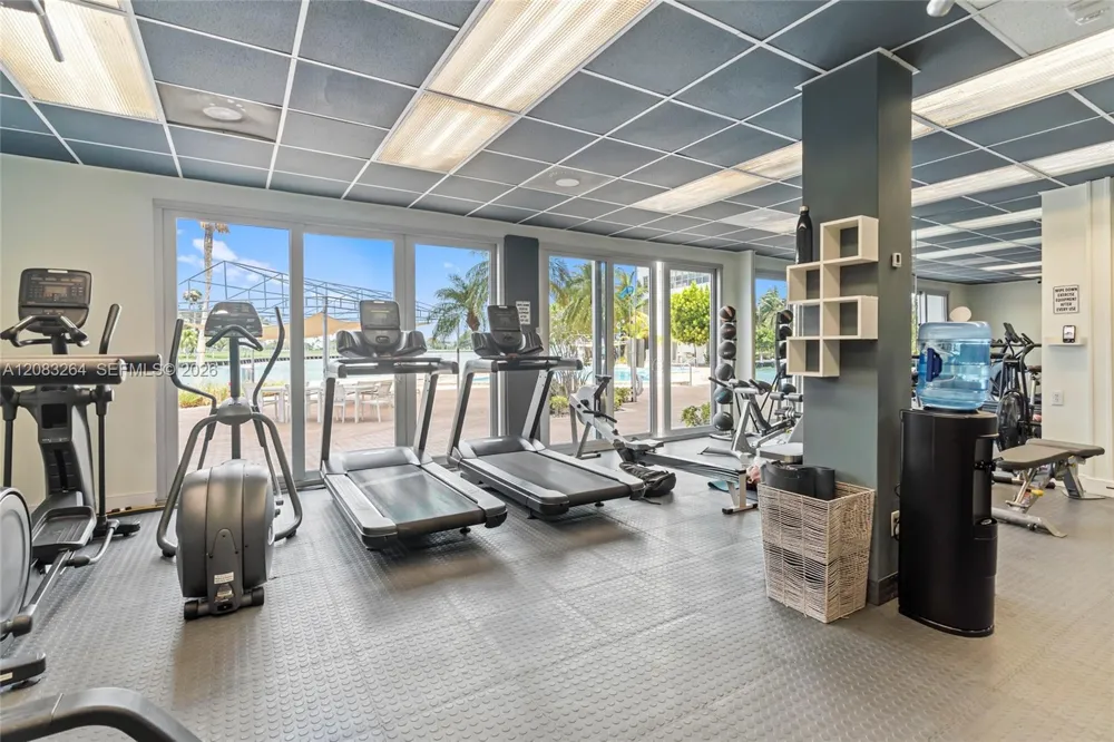 9100 W Bay Harbor Dr #5B Bay Harbor Islands, FL 33154