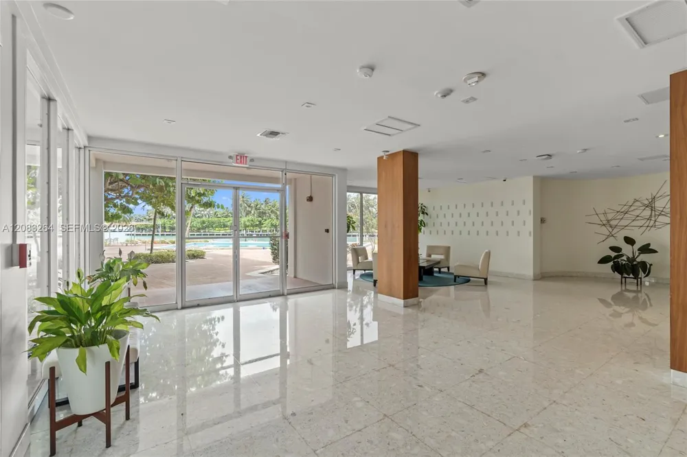 9100 W Bay Harbor Dr #5B Bay Harbor Islands, FL 33154