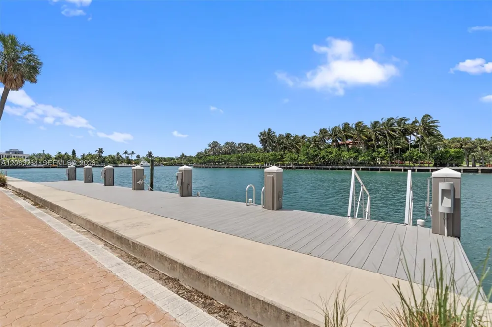 9100 W Bay Harbor Dr #5B Bay Harbor Islands, FL 33154