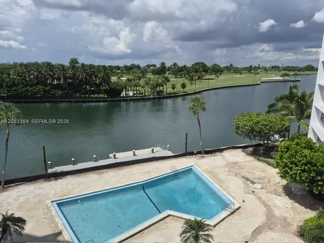 9100 W Bay Harbor Dr #5B Bay Harbor Islands, FL 33154