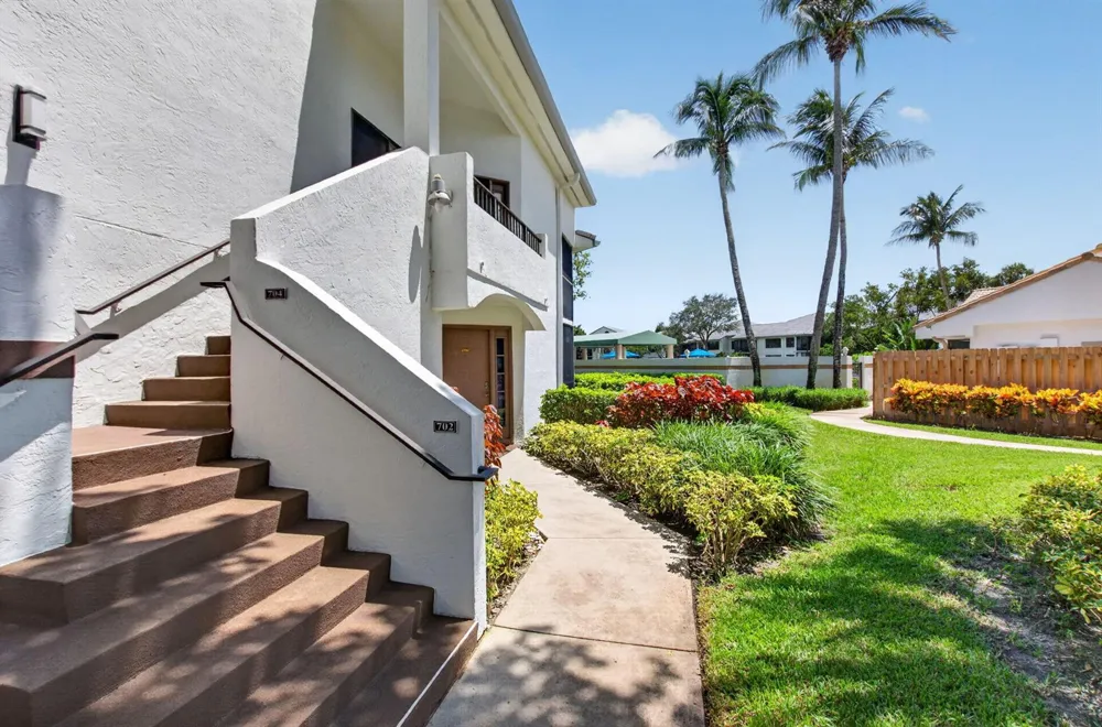 7338 CLUNIE PLACE #13702 Delray Beach, FL 33446