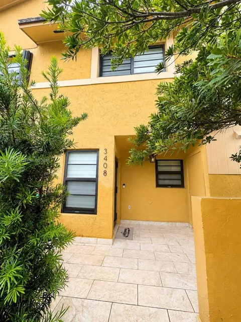 3408 SW 112th Ave #6-6