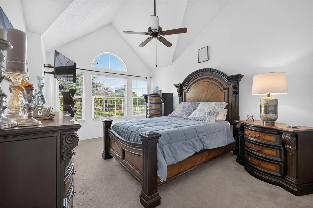 1975 WESTMINSTER CIRCLE #4 Vero Beach, FL 32966
