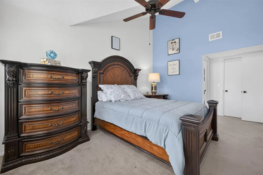 1975 WESTMINSTER CIRCLE #4 Vero Beach, FL 32966