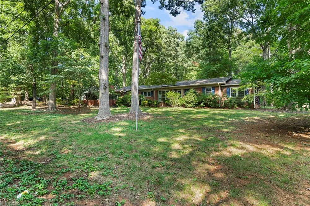 386 Broad Street Denton, NC 27239
