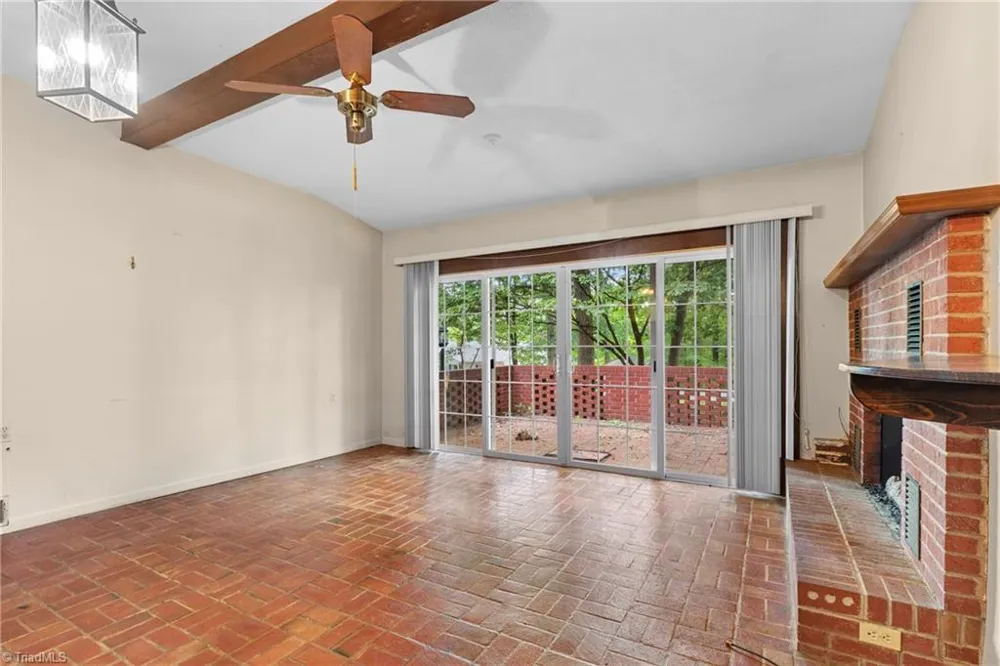 386 Broad Street Denton, NC 27239