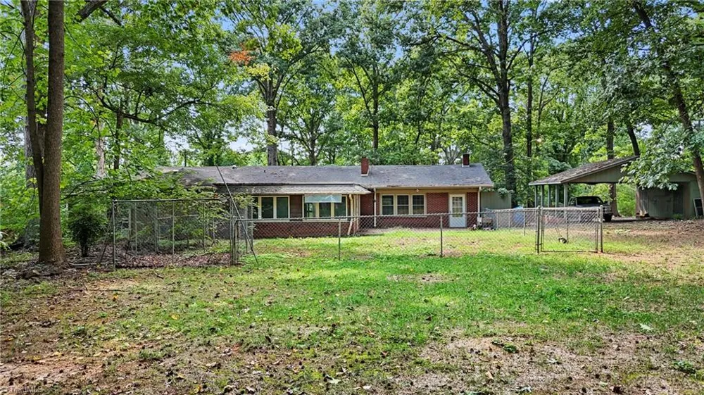386 Broad Street Denton, NC 27239