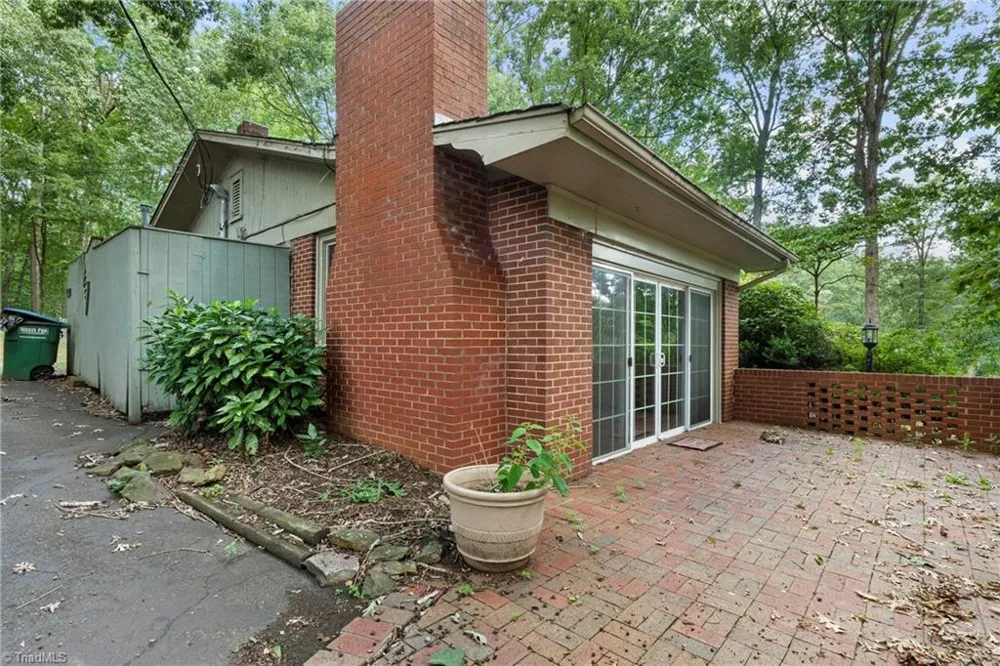 386 Broad Street Denton, NC 27239