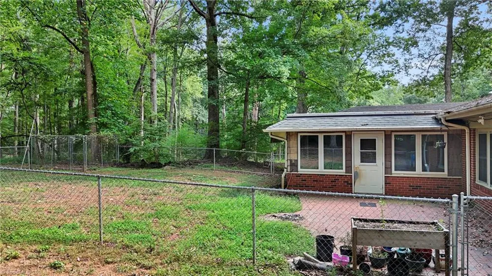 386 Broad Street Denton, NC 27239