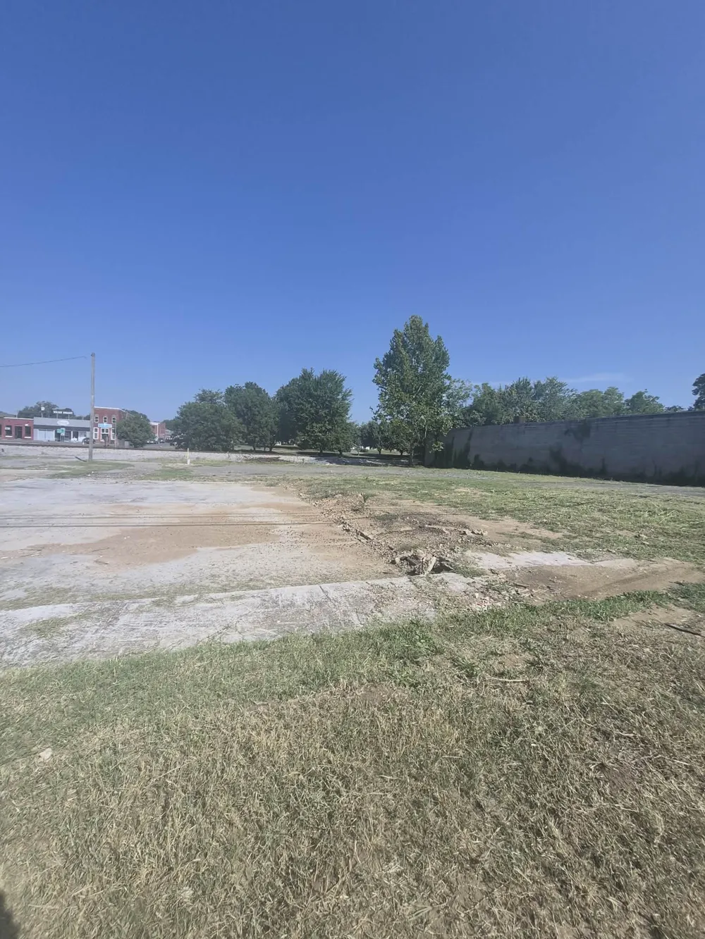 208 Englewood Ave Englewood, TN 37329
