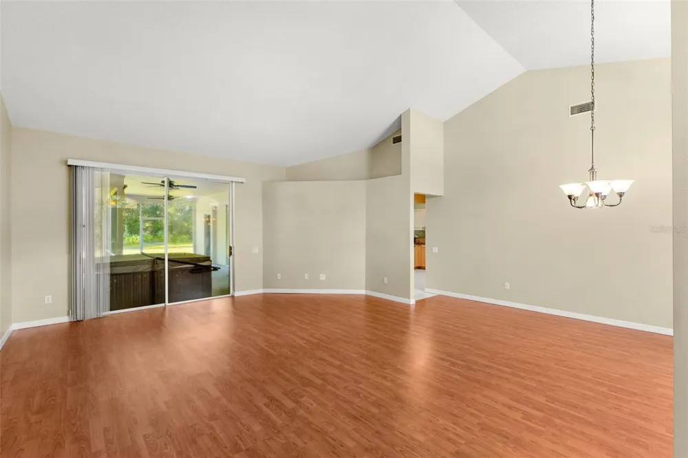 20403 QUINLAN STREET Orlando, FL 32833