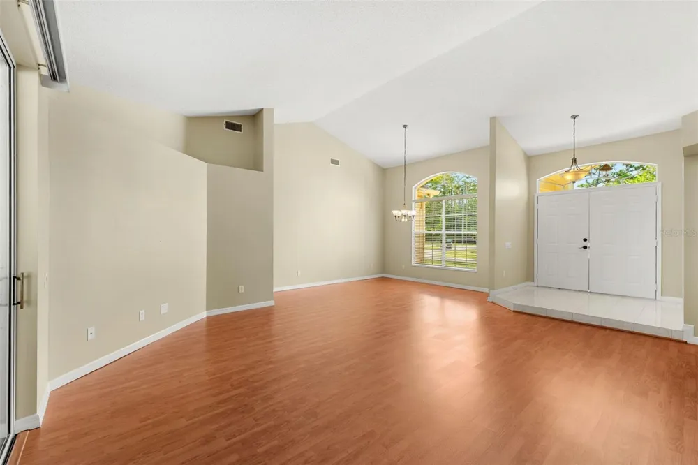 20403 QUINLAN STREET Orlando, FL 32833