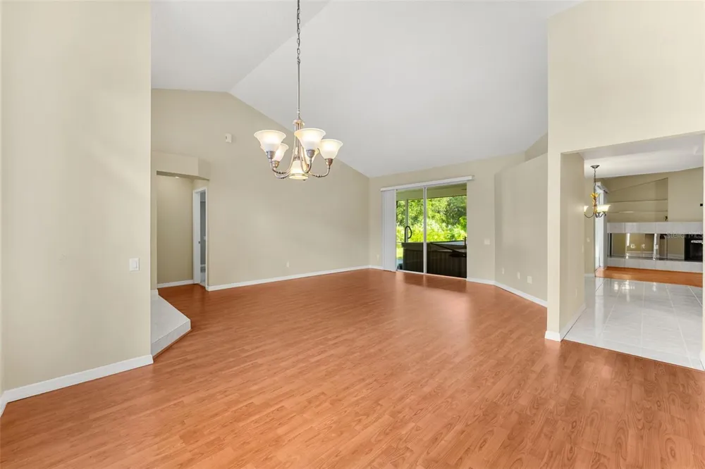 20403 QUINLAN STREET Orlando, FL 32833
