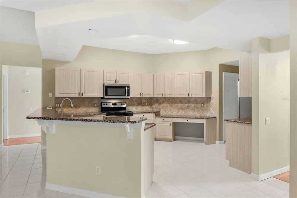 20403 QUINLAN STREET Orlando, FL 32833