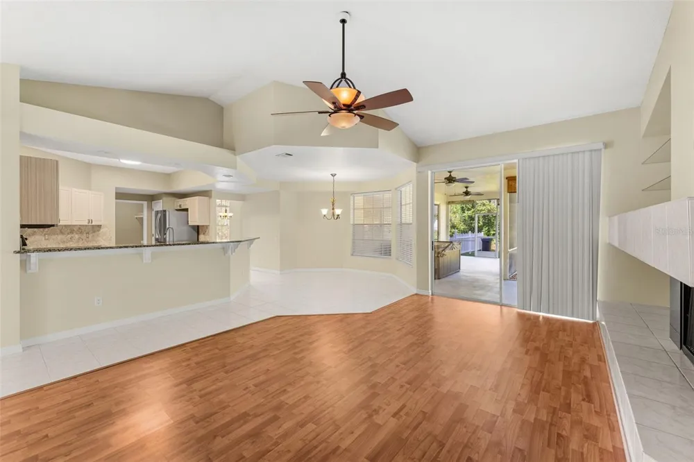 20403 QUINLAN STREET Orlando, FL 32833