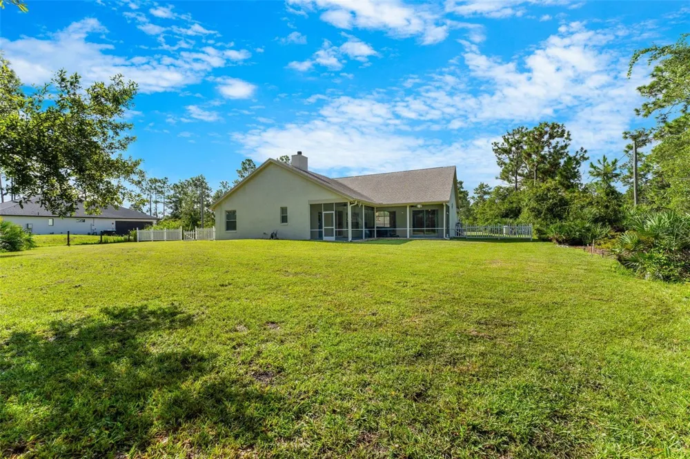 20403 QUINLAN STREET Orlando, FL 32833