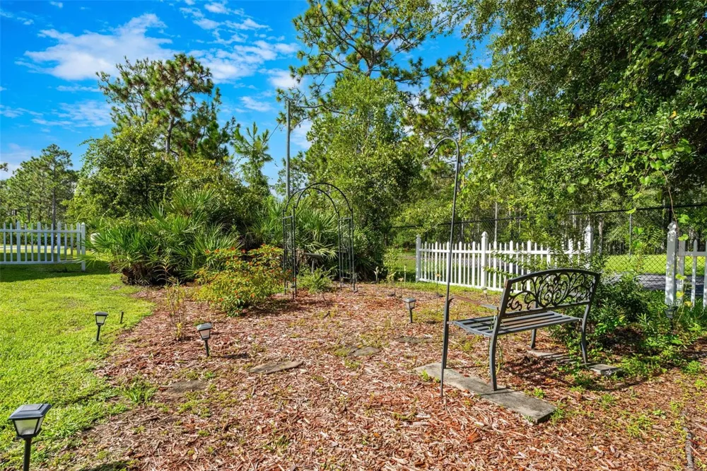 20403 QUINLAN STREET Orlando, FL 32833