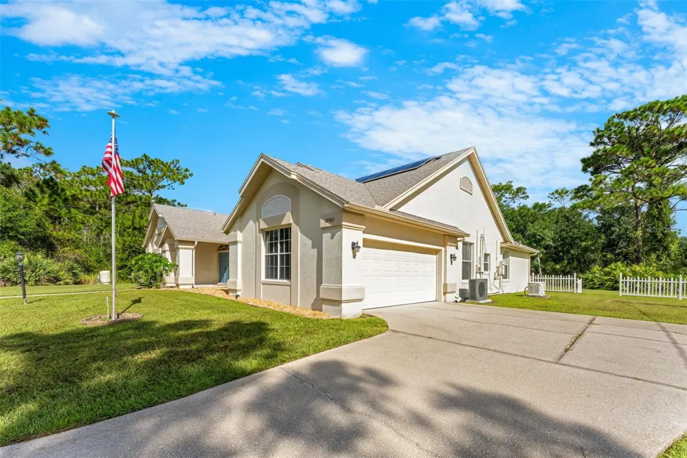 20403 QUINLAN STREET Orlando, FL 32833